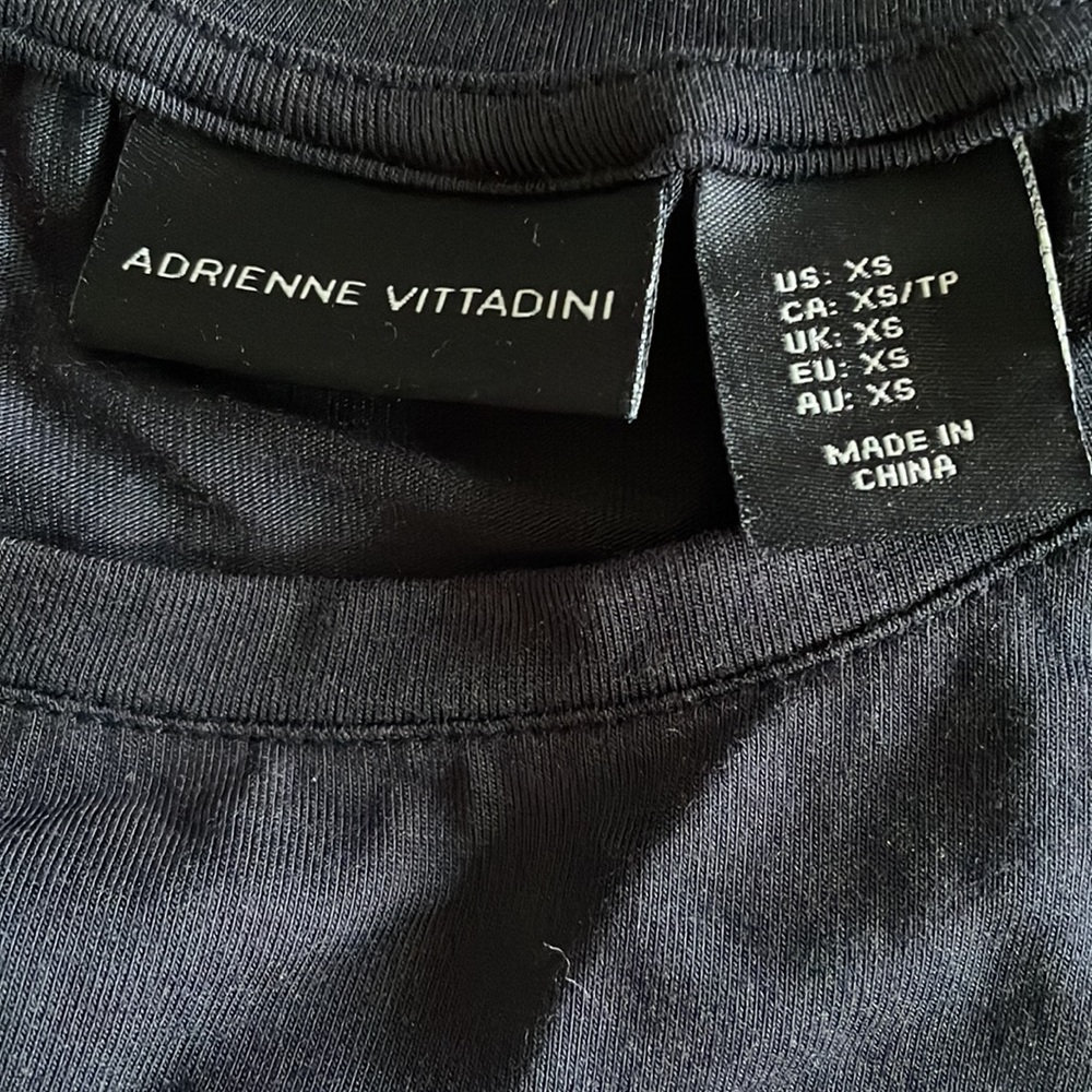 Comfy Basic Tank - Picture 3 of 4